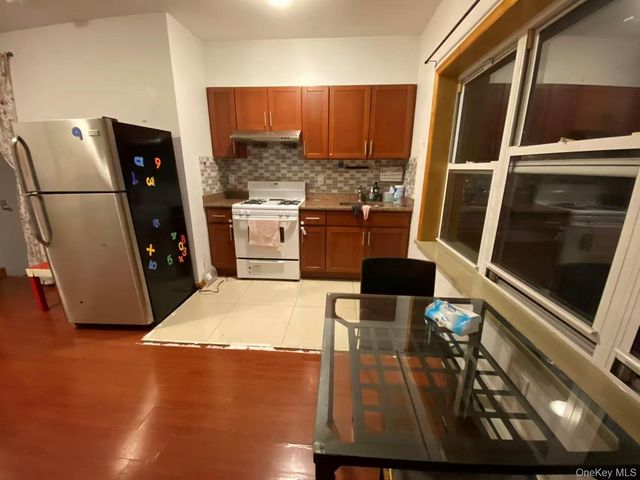 53-39 80th Street 2F, Elmhurst, NY 11373