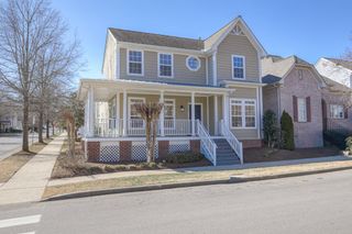 7101 Sunnywood Dr, Nashville, TN 37211