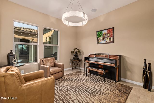 8691 W QUESTA Drive, Peoria, AZ 85383