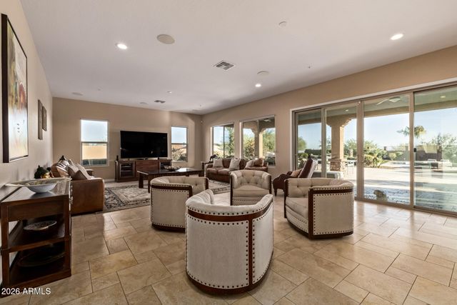 8691 W QUESTA Drive, Peoria, AZ 85383