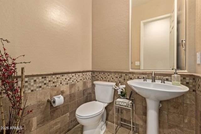 8691 W QUESTA Drive, Peoria, AZ 85383