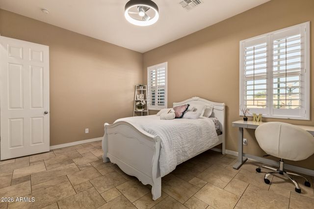 8691 W QUESTA Drive, Peoria, AZ 85383