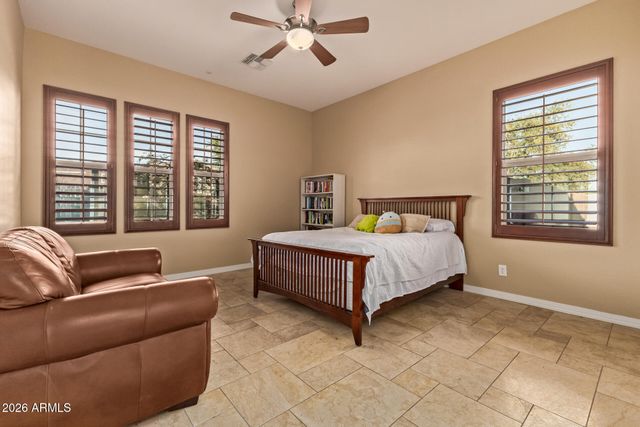 8691 W QUESTA Drive, Peoria, AZ 85383