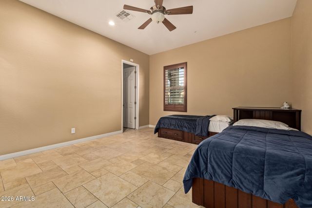 8691 W QUESTA Drive, Peoria, AZ 85383