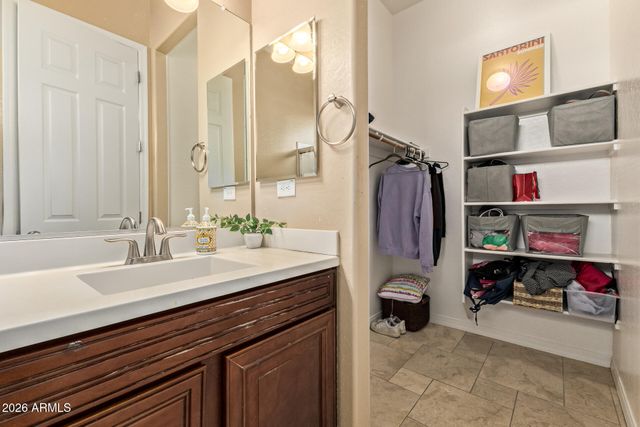 8691 W QUESTA Drive, Peoria, AZ 85383