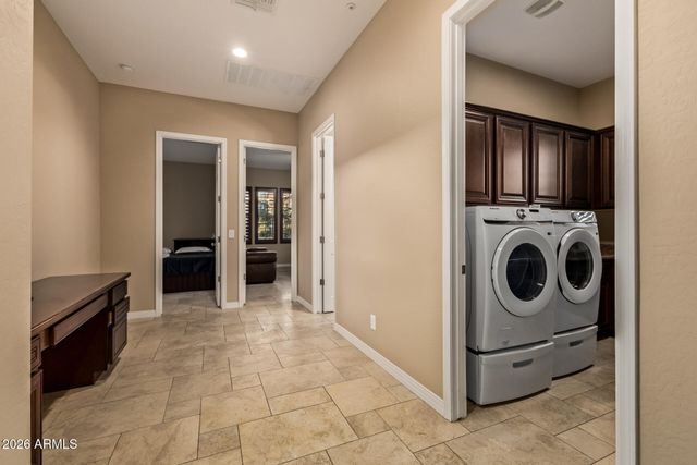 8691 W QUESTA Drive, Peoria, AZ 85383