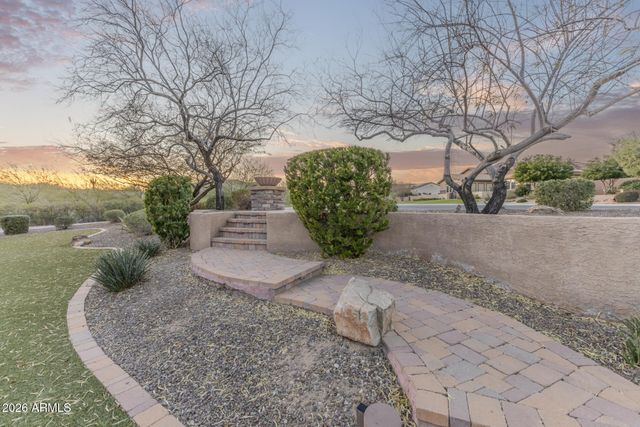 8691 W QUESTA Drive, Peoria, AZ 85383
