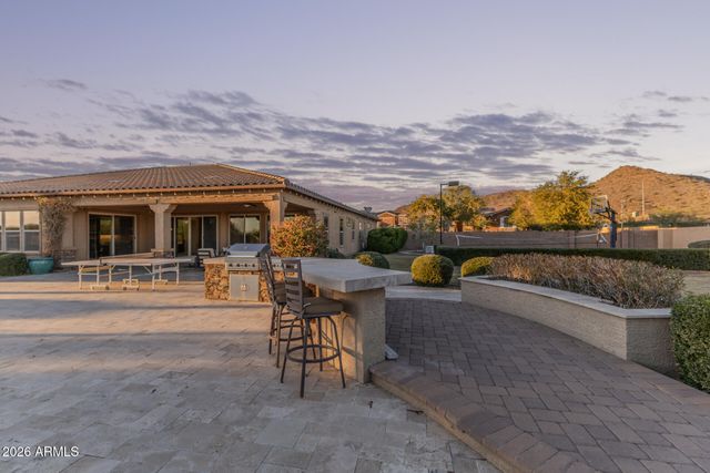 8691 W QUESTA Drive, Peoria, AZ 85383