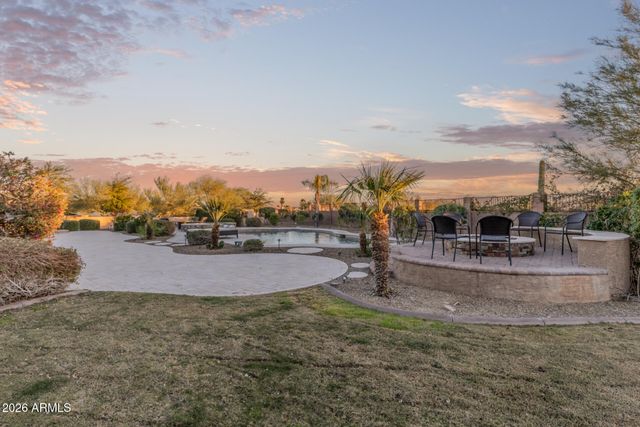 8691 W QUESTA Drive, Peoria, AZ 85383