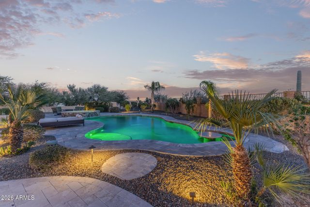 8691 W QUESTA Drive, Peoria, AZ 85383