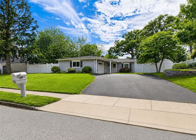 26 Campus Drive, Farmingville, NY 11738