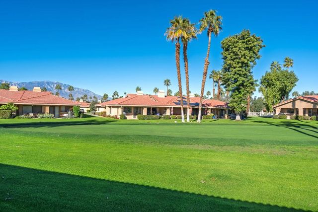 26 Camisa Lane, Palm Desert, CA 92260