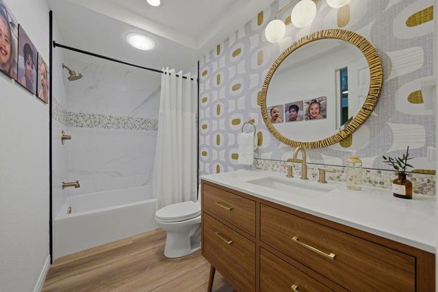 26 Camisa Lane, Palm Desert, CA 92260