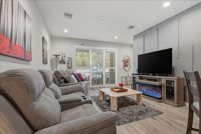 1962 LAKE RIDGE BOULEVARD, Clearwater, FL 33763