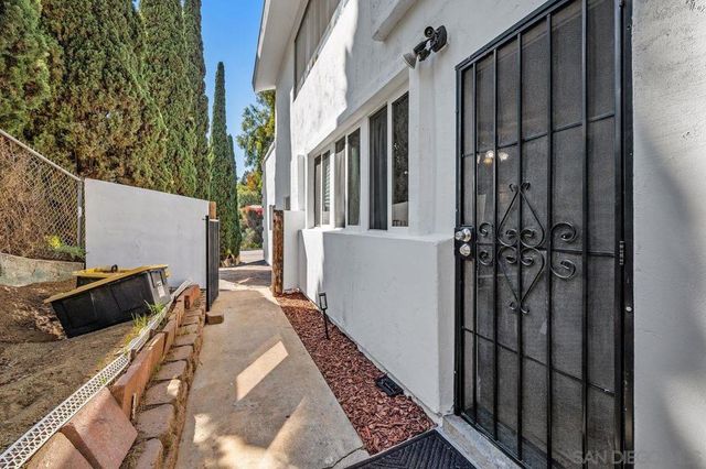 4525 Avocado Blvd, La Mesa, CA 91941