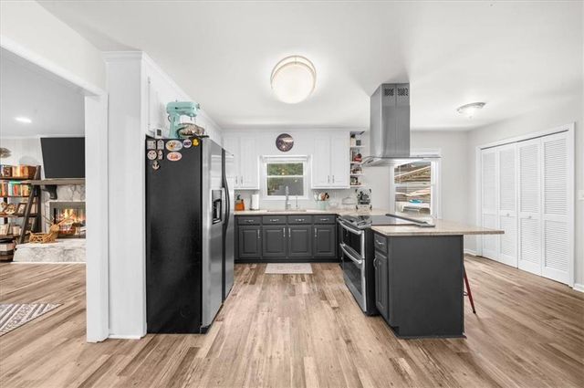 1695 Lakeside Trail, Cumming, GA 30041