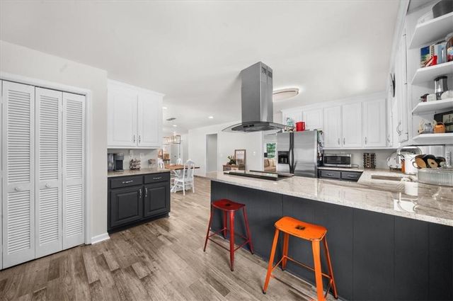 1695 Lakeside Trail, Cumming, GA 30041