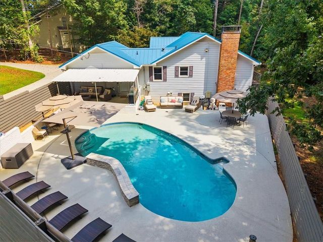 1695 Lakeside Trail, Cumming, GA 30041