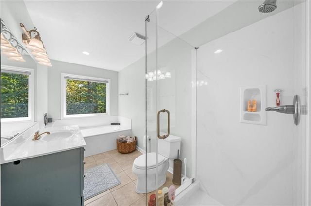 1695 Lakeside Trail, Cumming, GA 30041