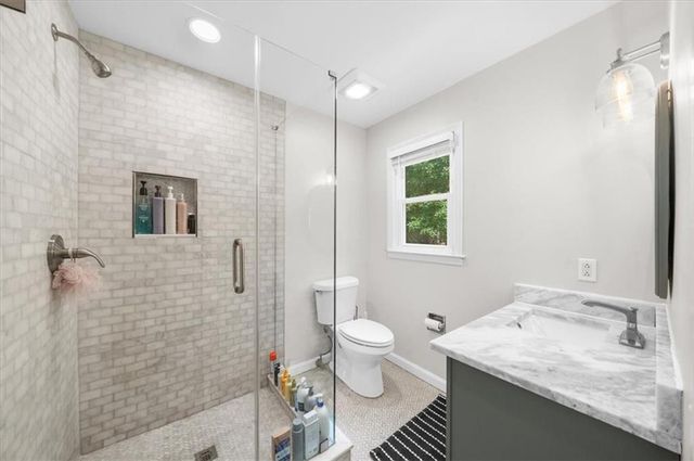 1695 Lakeside Trail, Cumming, GA 30041