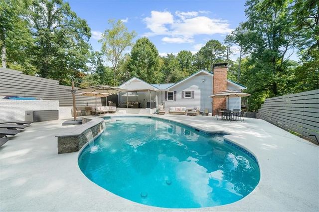 1695 Lakeside Trail, Cumming, GA 30041