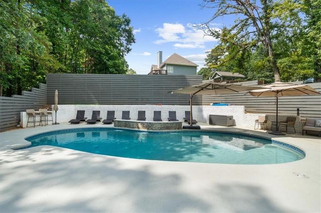 1695 Lakeside Trail, Cumming, GA 30041