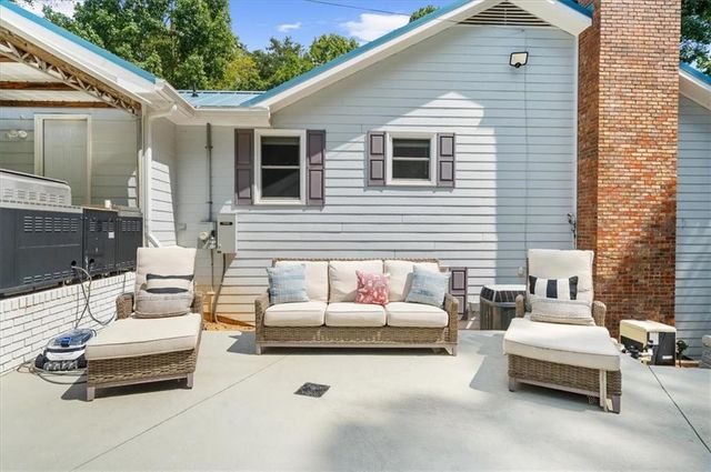 1695 Lakeside Trail, Cumming, GA 30041