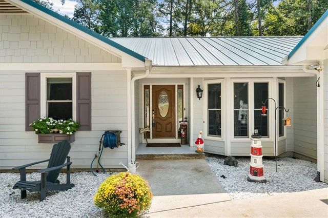 1695 Lakeside Trail, Cumming, GA 30041
