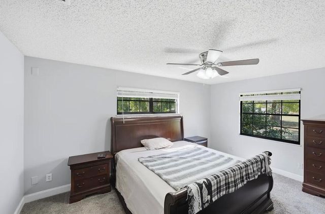 2890 1st Place, Vero Beach, FL 32968