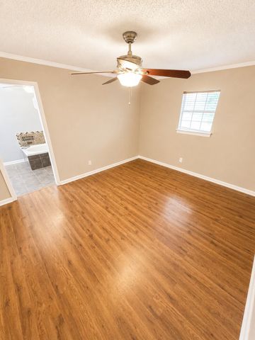 436 E. Mckinley, Haughton, LA 71037