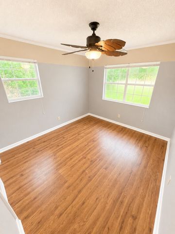 436 E. Mckinley, Haughton, LA 71037