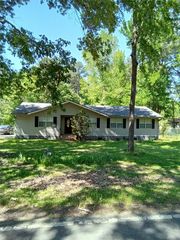 436 E. Mckinley, Haughton, LA 71037