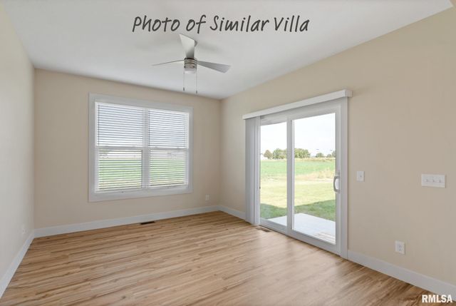 39 FRANK Court, Le Claire, IA 52753