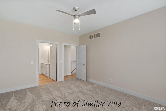 39 FRANK Court, Le Claire, IA 52753