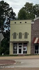 114 W Jackson Street, D, Ridgeland, MS 39157