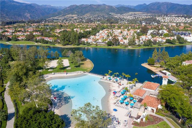 20891 Porter Ranch Road, Rancho Santa Margarita, CA 92679