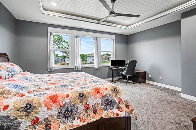 1001 Meadowbrook Drive, Kearney, MO 64060