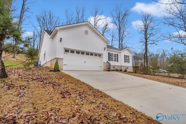 303 Chambers Road, Arab, AL 35016