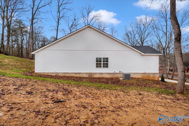 303 Chambers Road, Arab, AL 35016