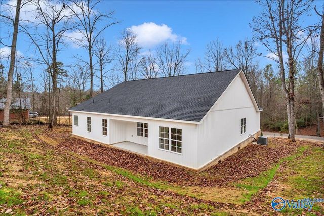 303 Chambers Road, Arab, AL 35016