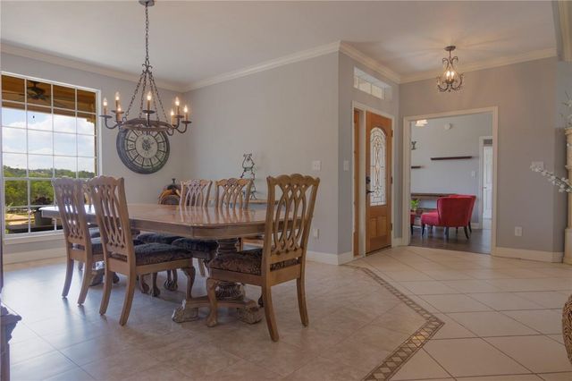 550 Hays Country Acres RD, Dripping Springs, TX 78620