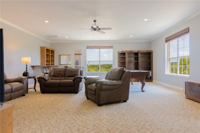 550 Hays Country Acres RD, Dripping Springs, TX 78620