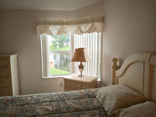 2080 SW 85th Avenue, Davie, FL 33324