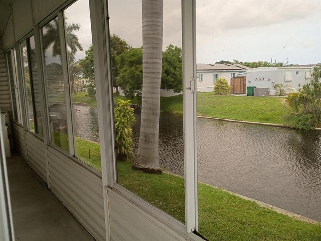 2080 SW 85th Avenue, Davie, FL 33324