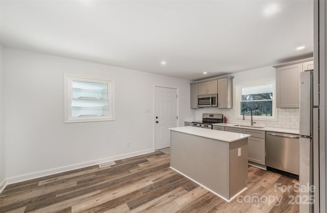 199 Cornelius Road, Mooresville, NC 28117