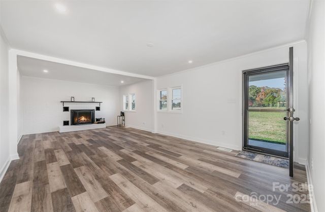 199 Cornelius Road, Mooresville, NC 28117