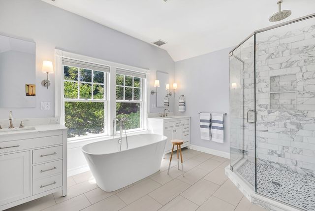 703 Boston Post Rd, Weston, MA 02493