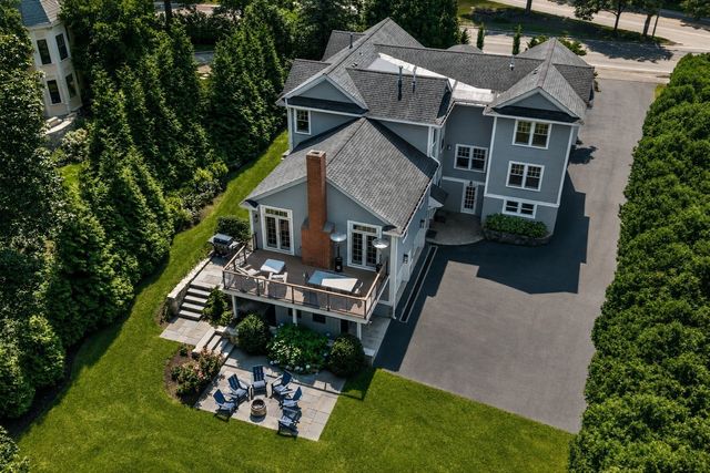 703 Boston Post Rd, Weston, MA 02493