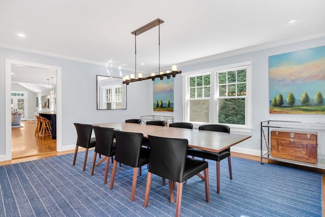 703 Boston Post Rd, Weston, MA 02493