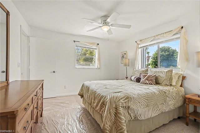 502 SE 32nd ST, Cape Coral, FL 33904